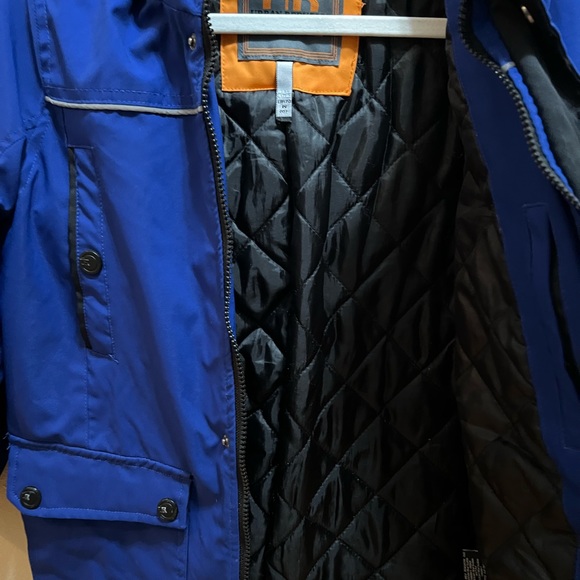 Winter jacket - Picture 2 of 3